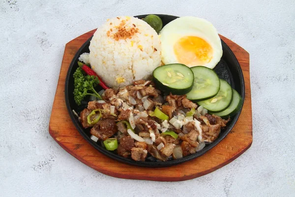 Foto Makanan Filipina Yang Baru Dimasak Disebut Pork Sisig — Stok Foto