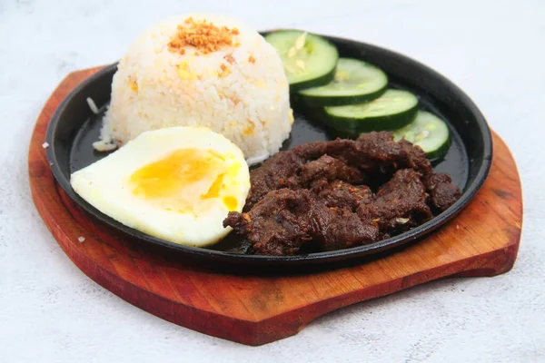Foto Van Vers Gekookte Filipijnse Maaltijd Tapsilog Gebakken Rundvlees Rijst — Stockfoto