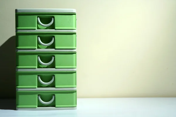 Cassetto organizzatore plastica verde — Foto Stock