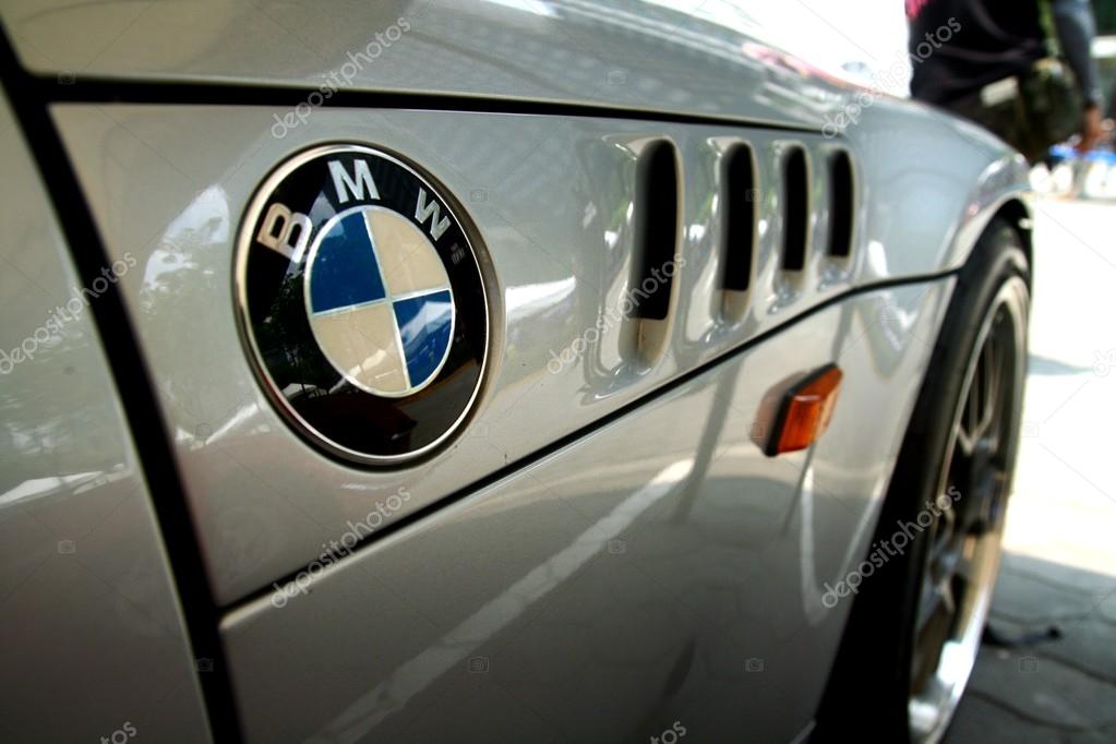 TAGUIG CITY, PHILIPPINES - JUNE 27, 2015: Logo of a BMW car displayed in a car show in Bonifacio Global City.