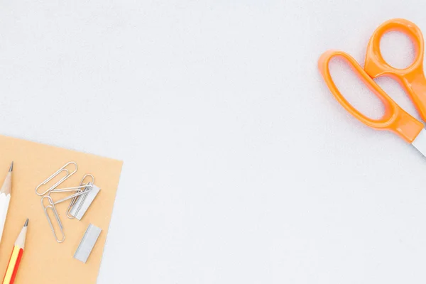 Beyaz arka plan üzerinde Ses denetleyici