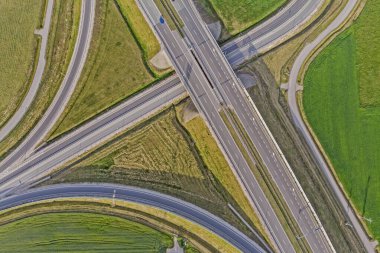 Yol ulaşımı. Kuş bakışı..