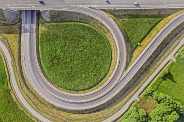 Yol ulaşımı. Kuş bakışı..