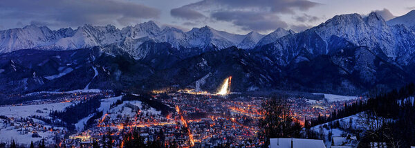 Панорама города Закопане, Польша.