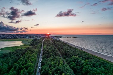 Hel Yarımadası, Polonya. Kuzey Polonya 'da 35 km uzunluğunda bir kumsal yarımadası..