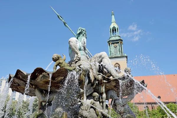 Neptune Fountain-Berlijn — Stockfoto