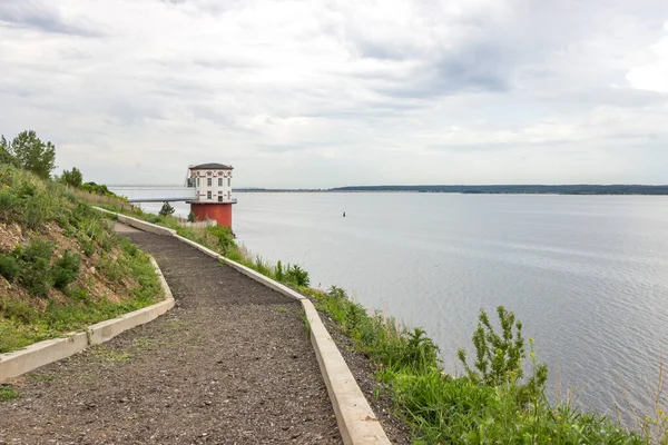 Lift Kama Folyón Naberezsnye Chelnyben — Stock Fotó