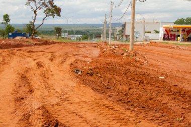 Brasilia, Brezilya 20 Ekim 2020: Kuzeybatı Brasilia 'da yeni bir yola yer açmak için yerli halkın yaşadığı topraklar temizleniyor
