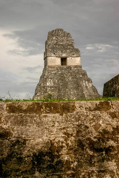 Pirámides Antigua Ciudad Maya Tikal Actual Guatemala — Foto de Stock