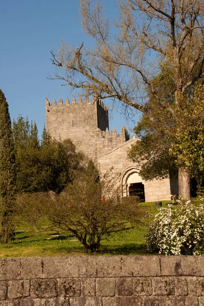 Yüzyıl Guimaraes Şatosu Castelo Guimaraes Portekiz Ünlü Kalesidir — Stok fotoğraf