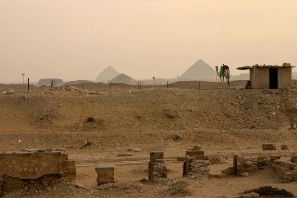 카이로 근처먼 피라미드 — 스톡 사진