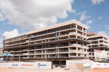 Brasilia, Brezilya, 1 Eylül 2021: Başkent büyümeye ve yayılmaya devam ederken Kuzeybatı Bölümü Brasilia 'da yeni apartman inşaatı