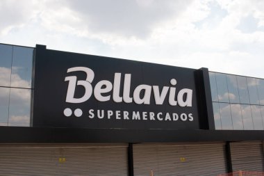 Brasilia, DF Brazil, 6 Eylül 2021: Kuzeybatı mahallesinde yeni bir Bellavia süpermarketi veya Noroeste Brasilia