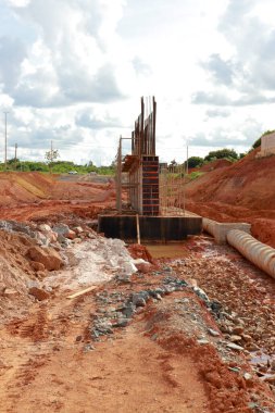 Brezilya 'nın kuzeybatısındaki Brasilia şehrinde yeni bir üst geçidin ve kavşağın inşası