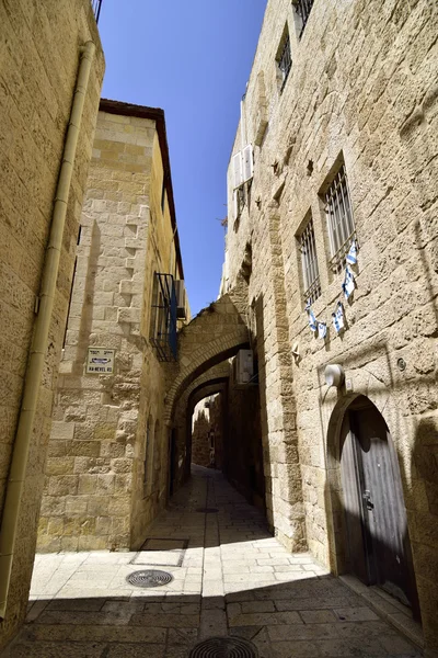 Antiguas calles en la Ciudad Vieja de Jerusalén . —  Fotos de Stock