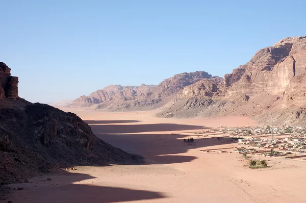 瓦迪朗姆酒，Jordan 贝都因村. — 图库照片