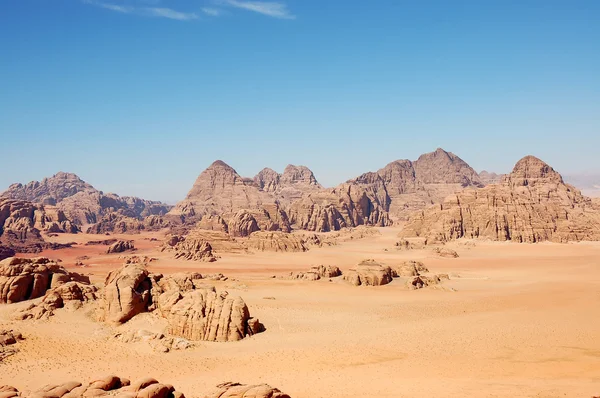 Montaña Wadi Rum paisaje, Jordania — Foto de Stock