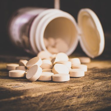 Bira mayası tabletleri. Besin takviyesi.