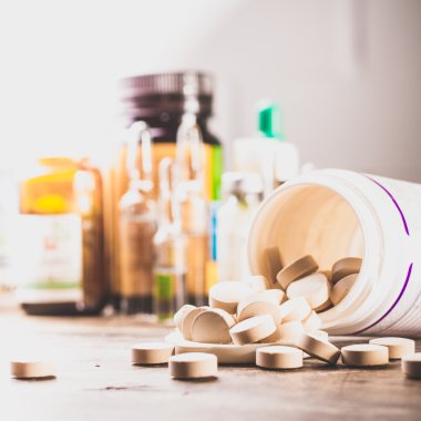 Bira mayası tabletleri. Besin takviyesi.