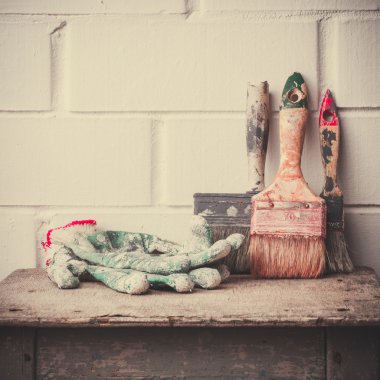 Boyama için kullanılan araçlar.