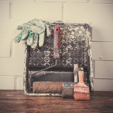 Boyama için kullanılan araçlar.