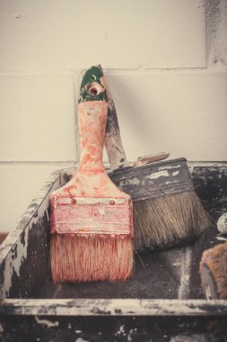 Boyama için kullanılan araçlar.