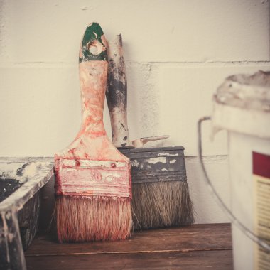 Boyama için kullanılan araçlar.