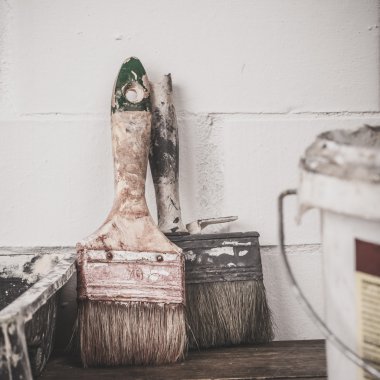 Boyama için kullanılan araçlar.