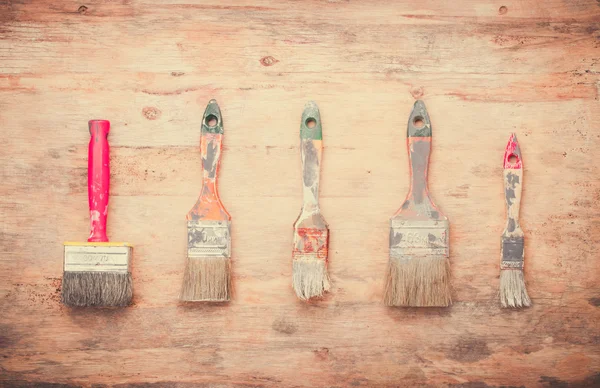 Boyama için kullanılan araçlar.