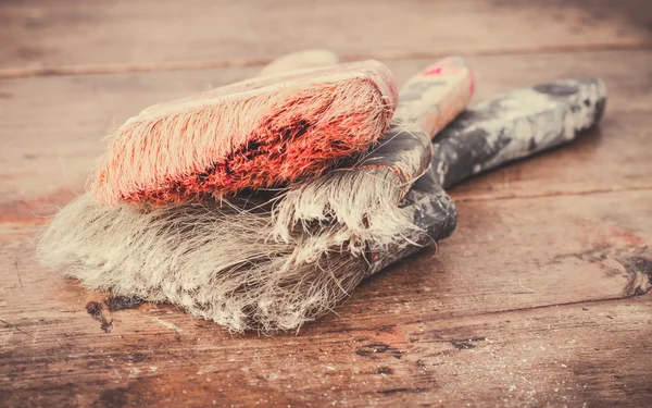 Boyama için kullanılan araçlar.