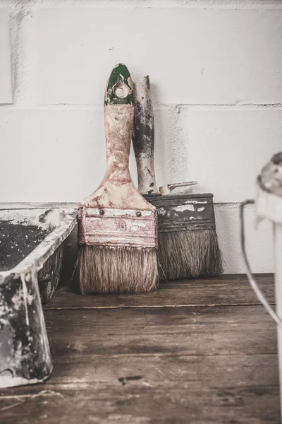 Boyama için kullanılan araçlar.