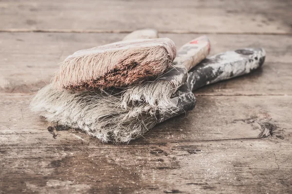 Boyama için kullanılan araçlar.