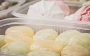 Bir tabloda tatlılar.