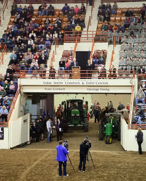 Tom Corbett no Pennsylvania Farm Show — Fotografia de Stock