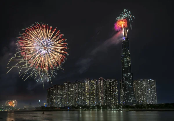 Feux Artifice Heureux Nouvelle Année 2021 Illuminer Ciel Sur Quartier — Photo