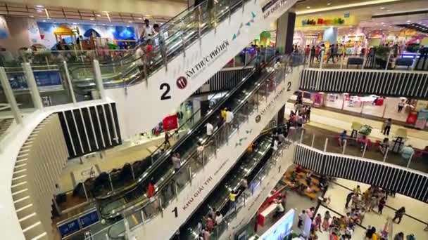Хошимин Вьетнам Июля 2020 Года Люди Aeon Mall Binh Tan — стоковое видео
