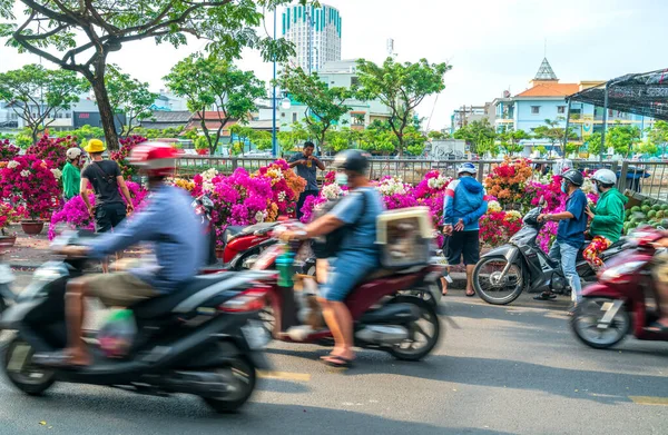 Cidade Chi Minh Vietnã Fevereiro 2021 Bustle Comprar Flores Mercado — Fotografia de Stock