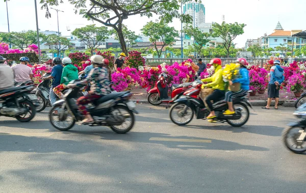 Cidade Chi Minh Vietnã Fevereiro 2021 Bustle Comprar Flores Mercado — Fotografia de Stock