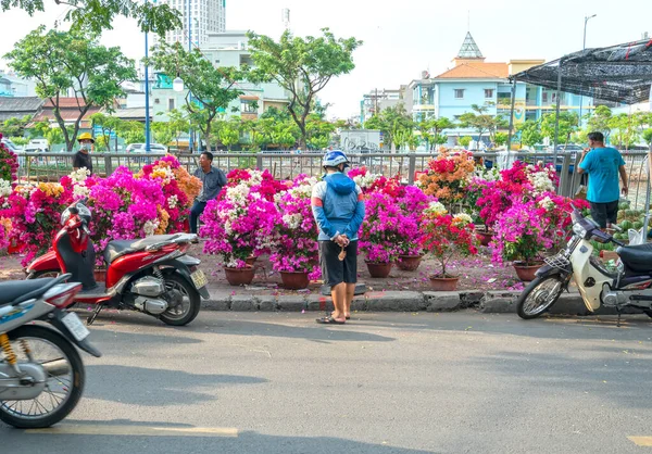 Cidade Chi Minh Vietnã Fevereiro 2021 Bustle Comprar Flores Mercado — Fotografia de Stock