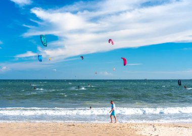 denizde uçan uçurtma