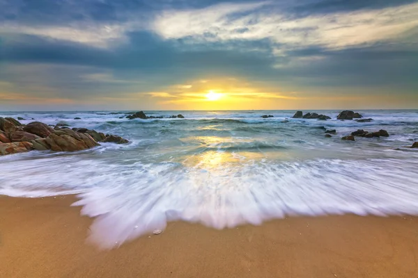 Sunrise Beach Tayland