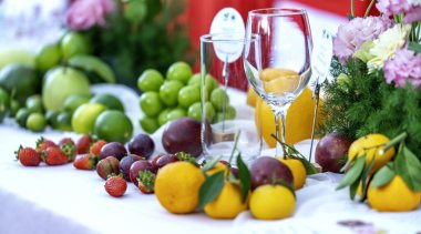 çiçekli güzel düğün süslemeleri