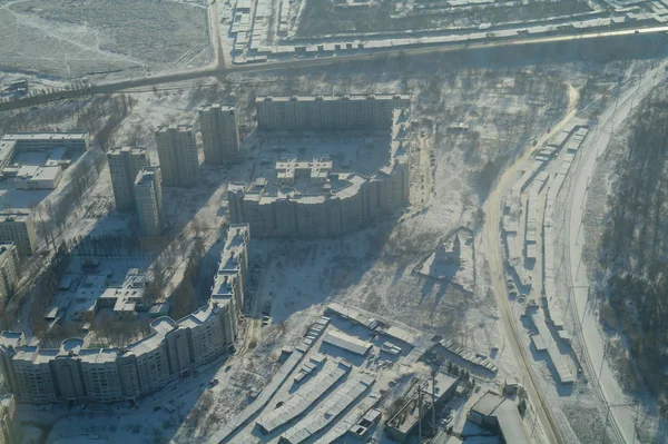 Вид с воздуха на город — стоковое фото