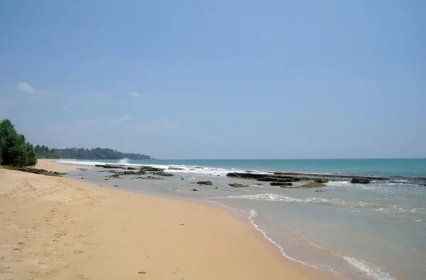 Pittoreska tropisk strand. Sri lanka — Stockfoto