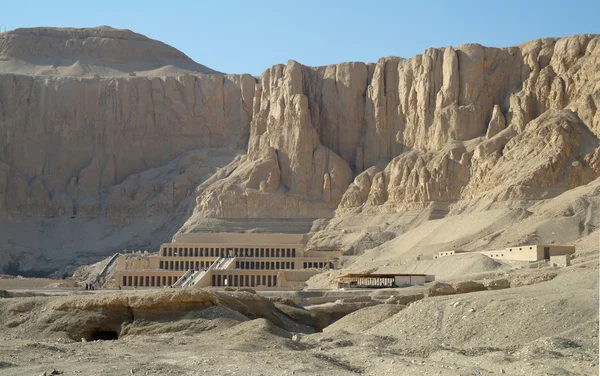 Le temple de la reine Hatchepsout à Louxor, Egypte — Photo