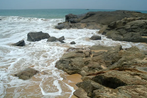 Pedras na praia — Fotografia de Stock