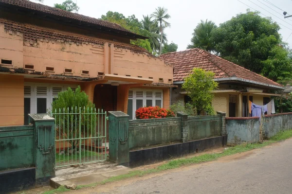 Casa nos trópicos, Sri Lanka — Fotografia de Stock