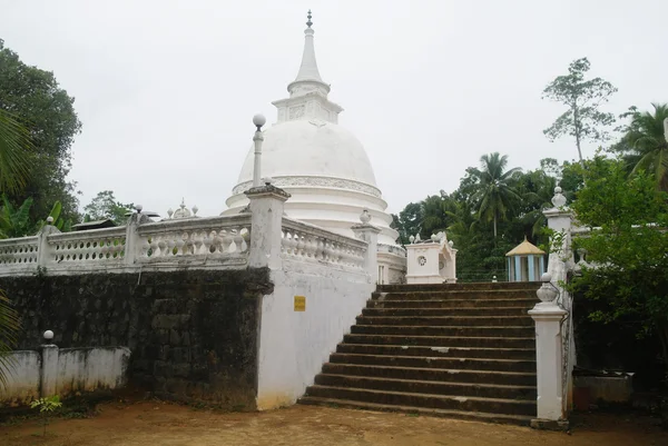 Templo budista .Induruwa.Sri lanka — Fotografia de Stock