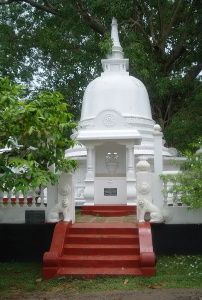 Buddhistischer Tempel .induruwa.sri lanka — Stockfoto