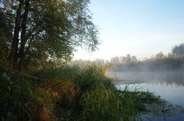 Sabah sis Nehri üzerinde yatay